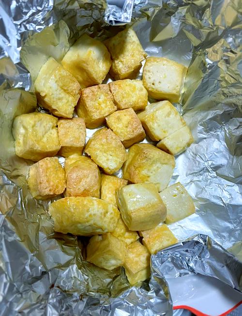 空气炸锅烤豆腐 外酥里嫩蘸酱