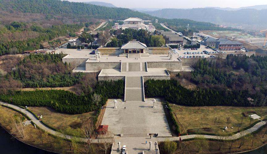 陕西黄帝陵桥山黄帝陵冢全景