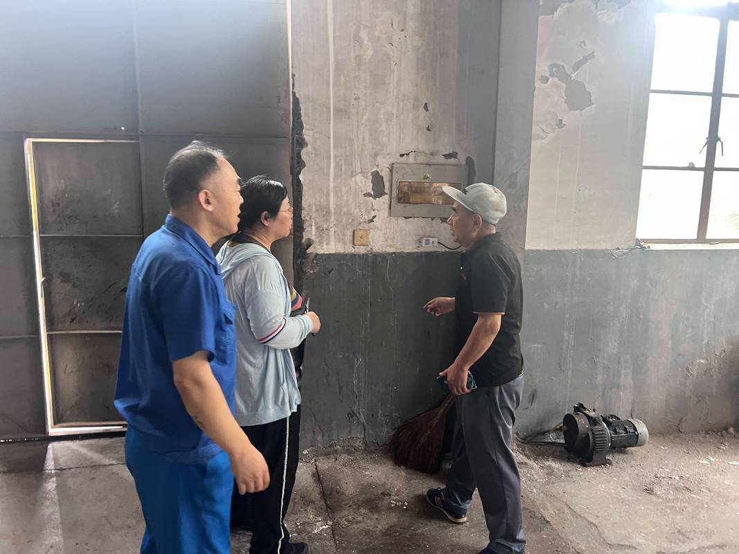 工业生产线异常问题排查现场
