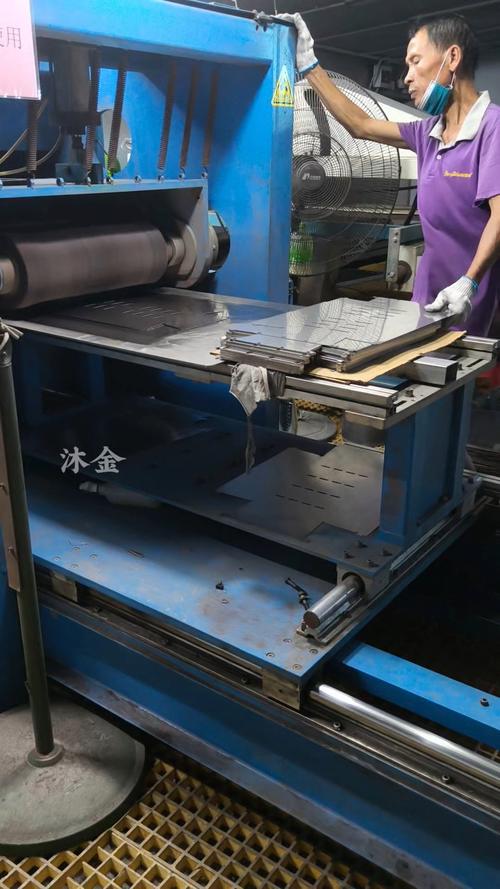 拉丝模厂家生产车间精密加工设备实拍