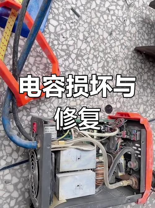 高频焊机损坏的电容器特写