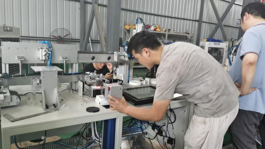 激光打标机售后工程师现场调试