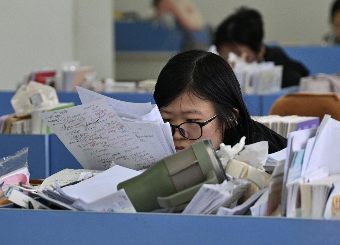 年轻人正在逃离产学研？