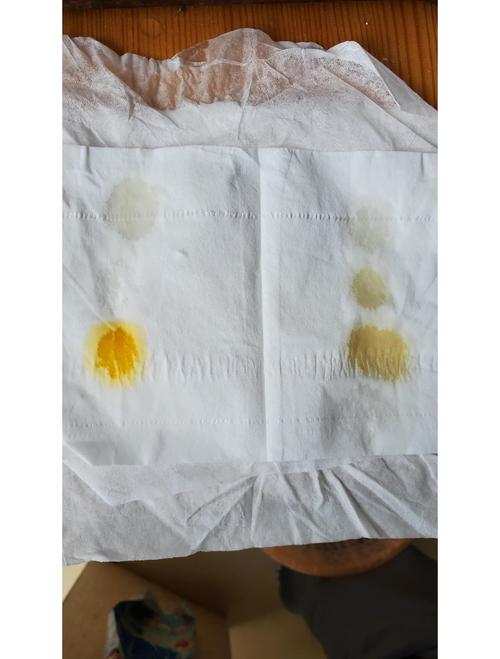 变质过期精油状态对比图