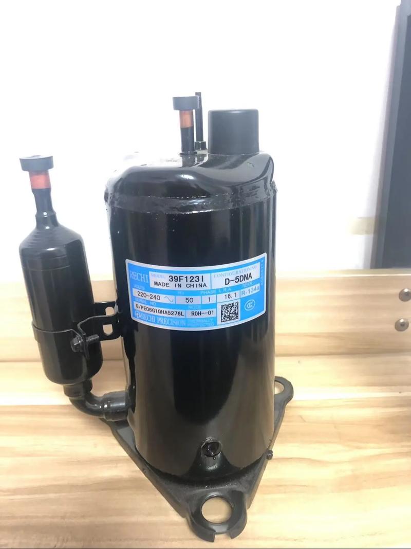 风冷冷水机压缩机品牌对比实拍