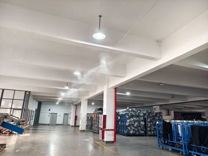 纺织车间高压微雾工业加湿设备实拍