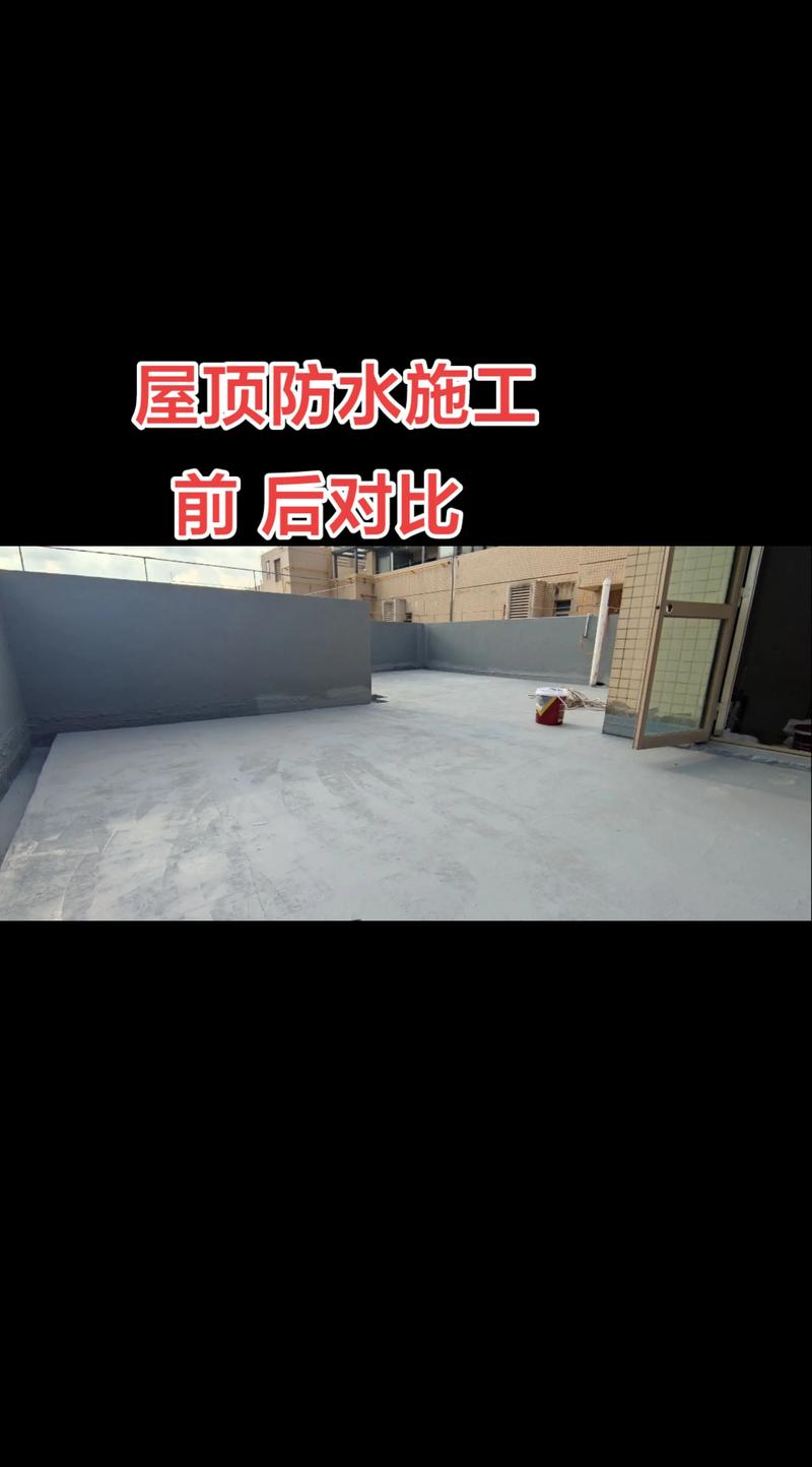 壁纸材质样品防水测试对比实拍图