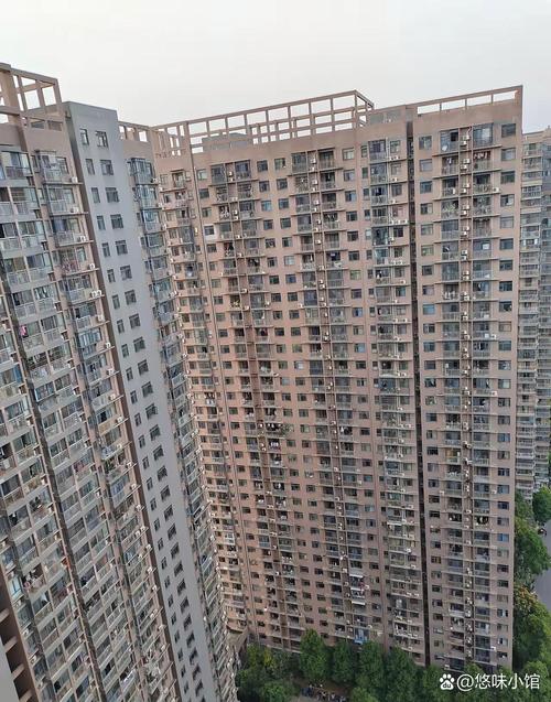 走廊上的掰扯