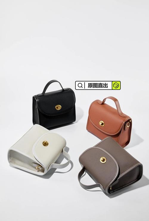 折叠后保暖便携用品日常包包装填对比图