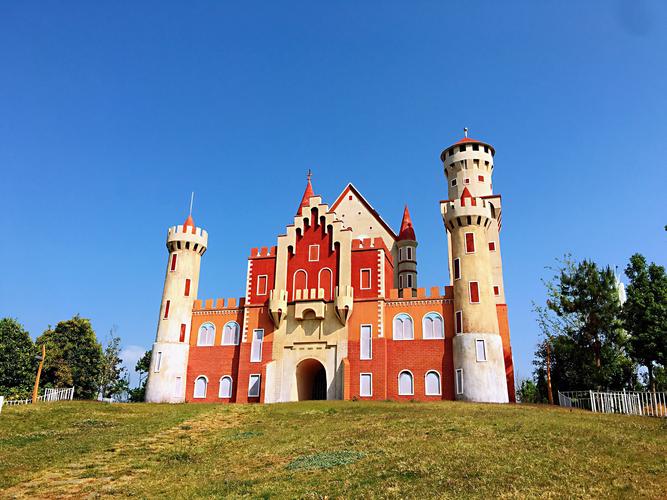 大渔公园破旧建筑