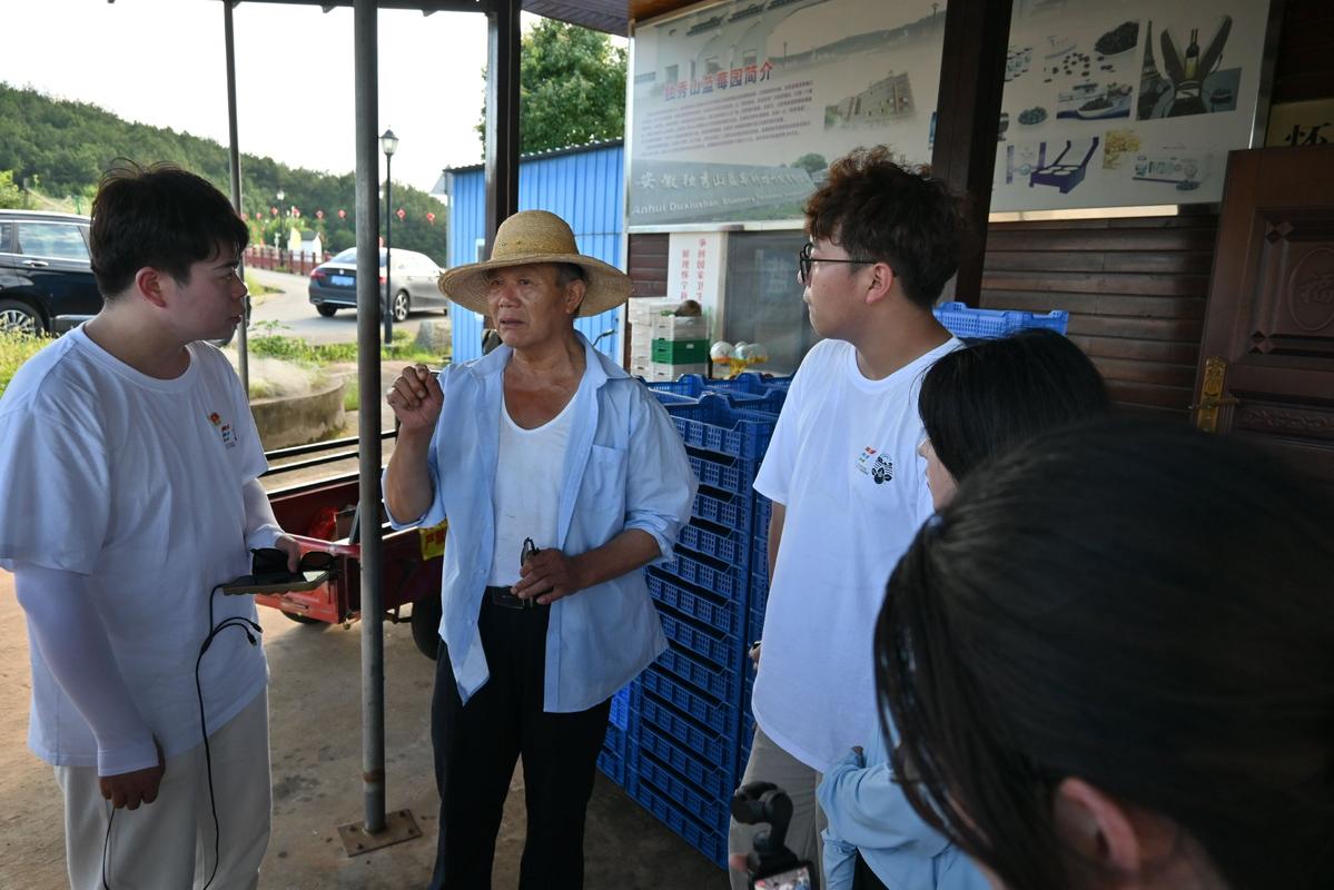 荷兰社区农场农户访谈现场留影