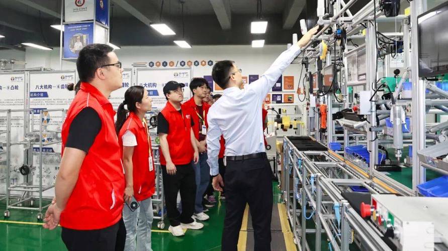 工厂自动化仓储系统操作员培训现场