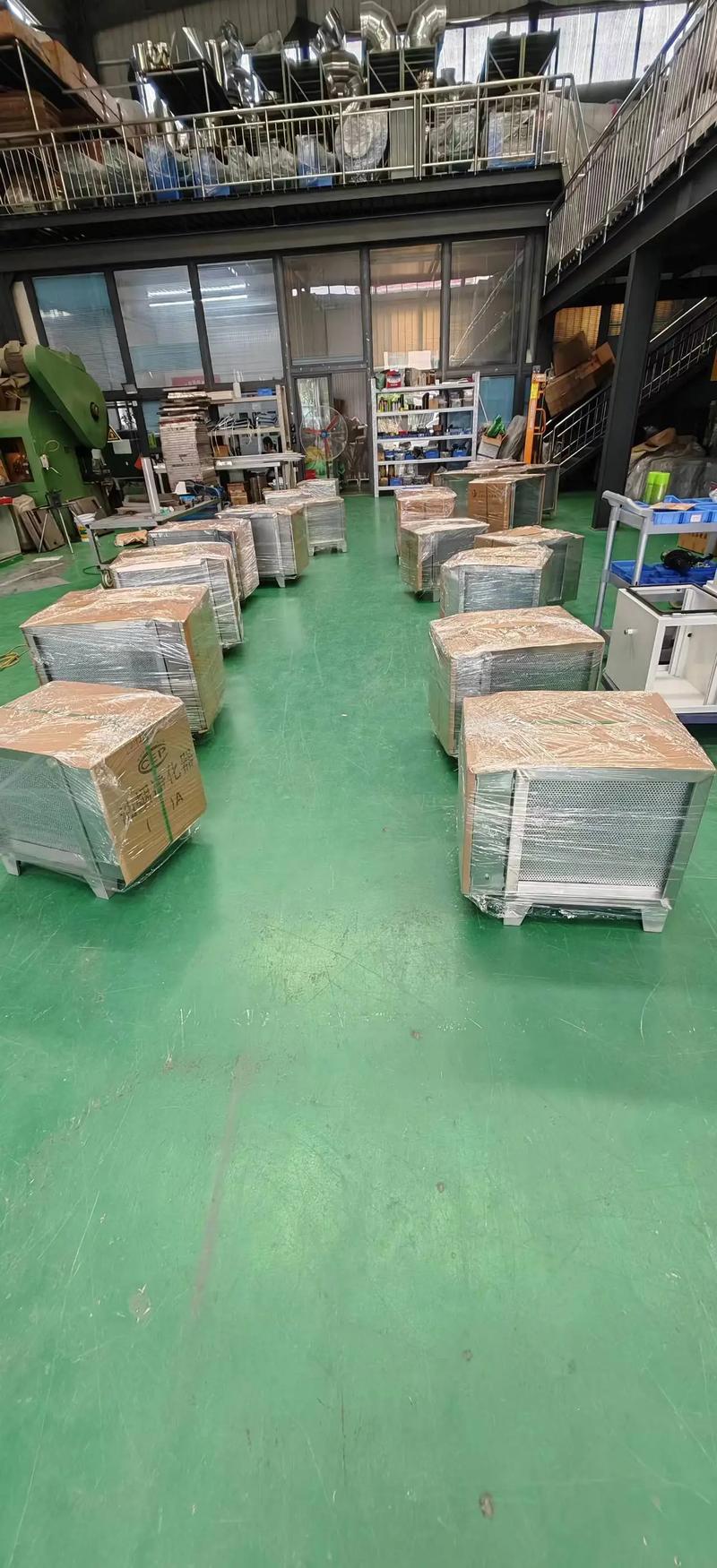 油烟净化器成品出厂检测车间实拍