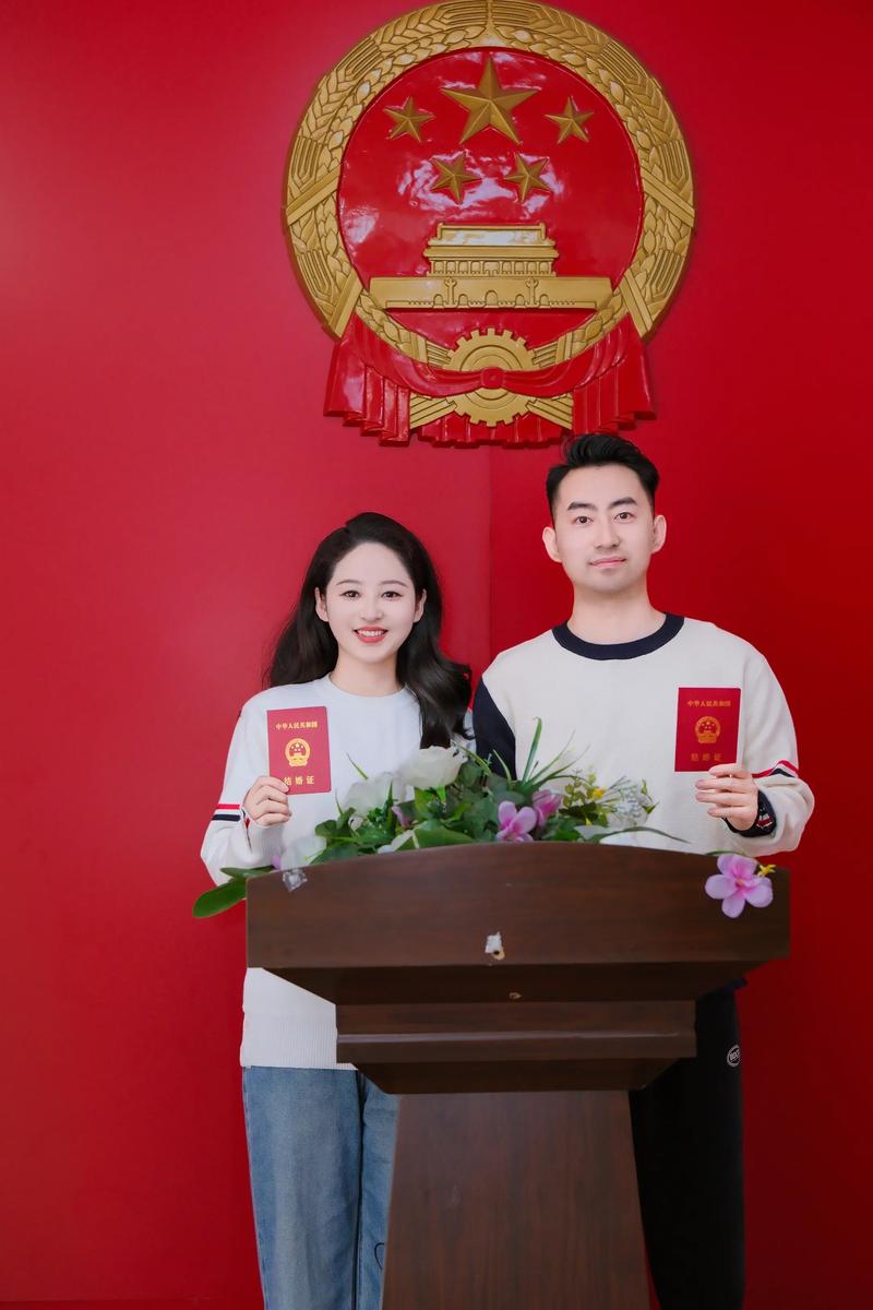 结婚登记宣誓仪式现场照片
