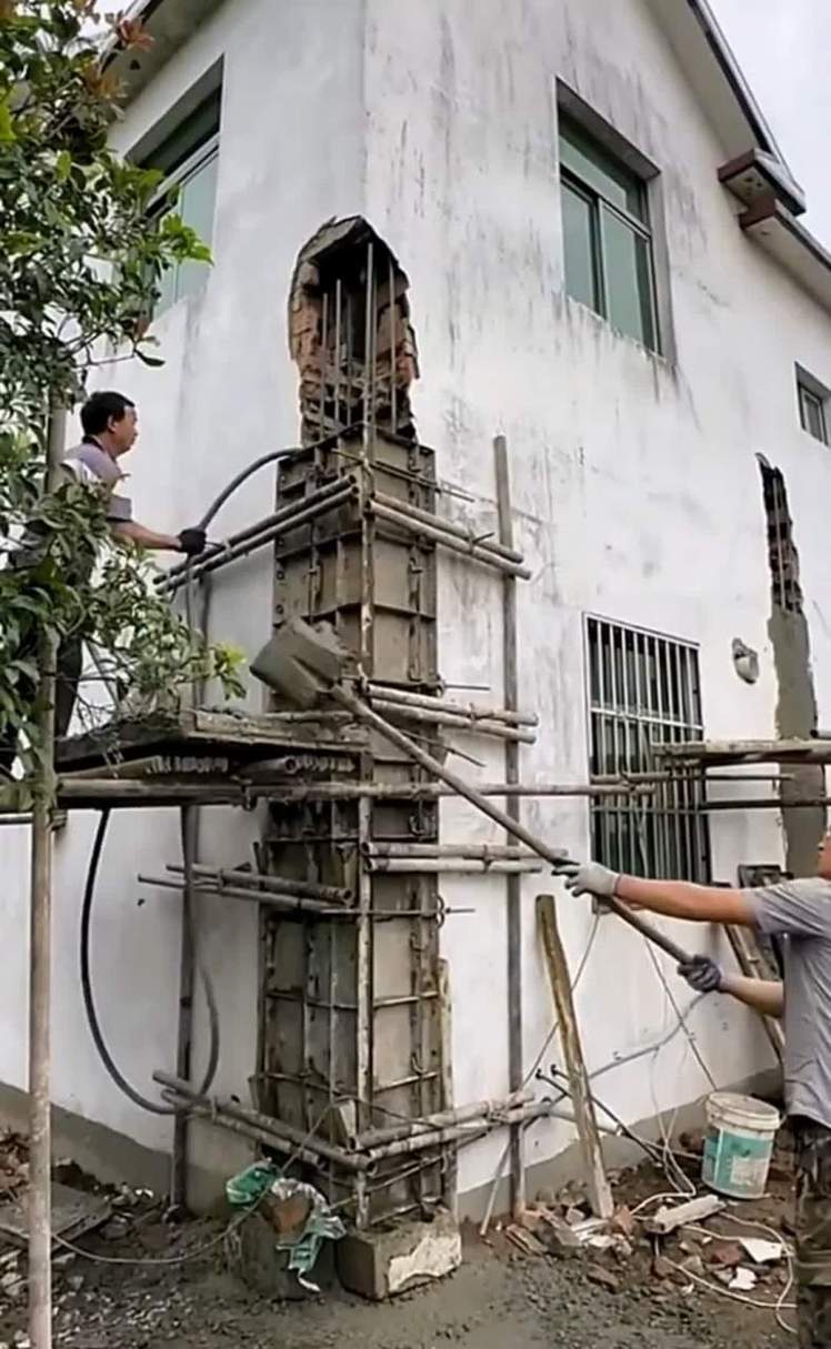 文保单位古建违规水泥防震加固现场