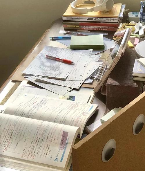 一级建造师备考书桌复习实拍