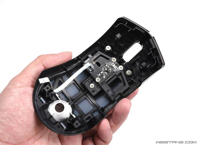 防爆型工业鼠标内部灌胶密封结构特写