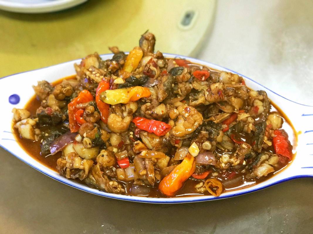 庐山石鸡烧毛豆
