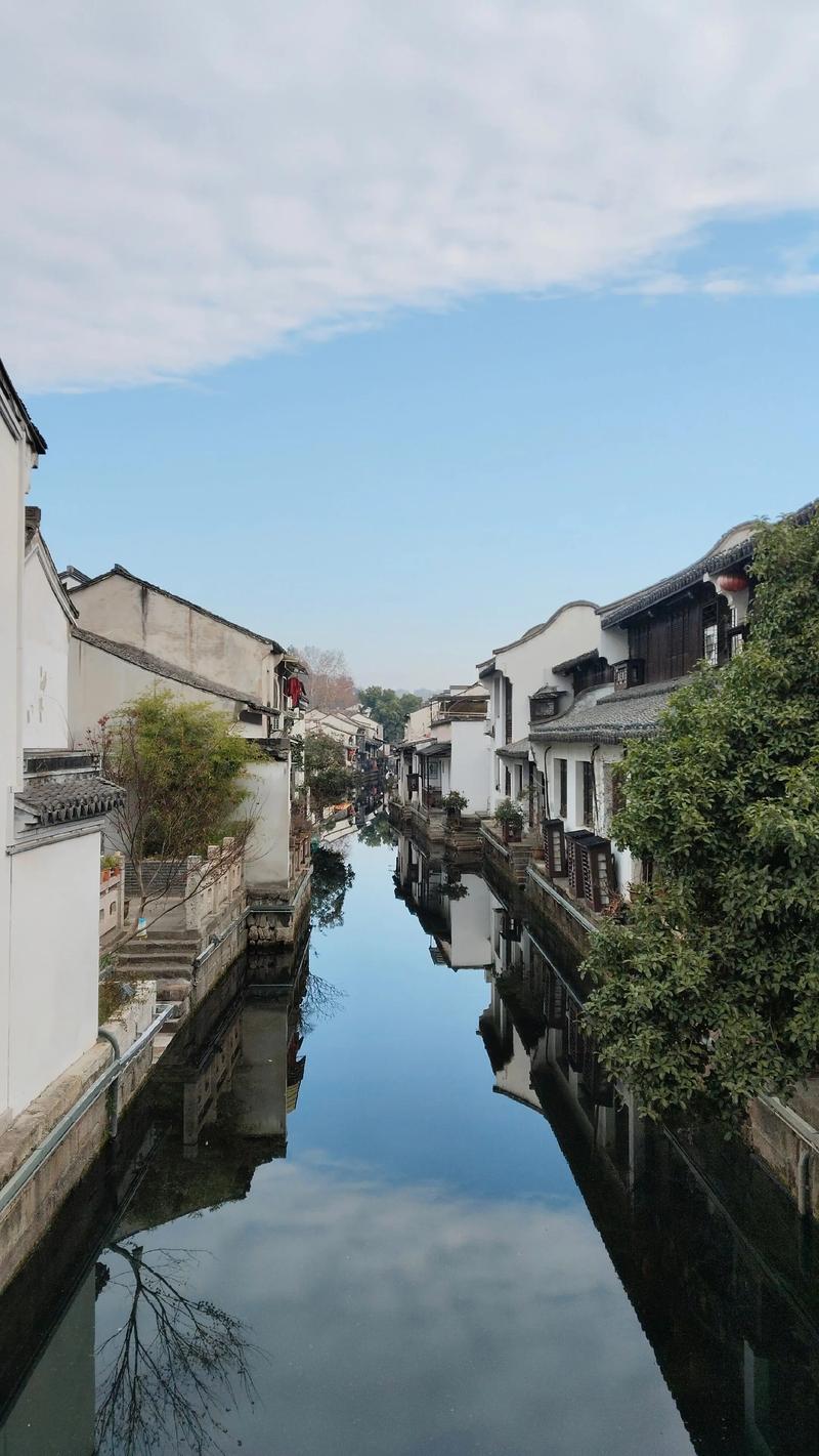 绍兴仓桥直街清晨
