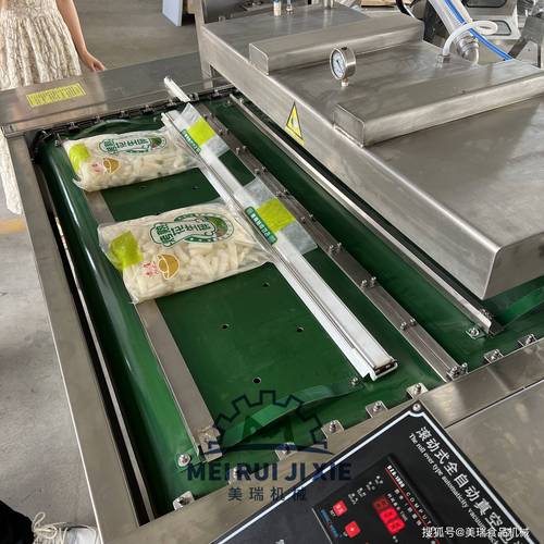 卤味加工厂闲置故障真空包装机实拍