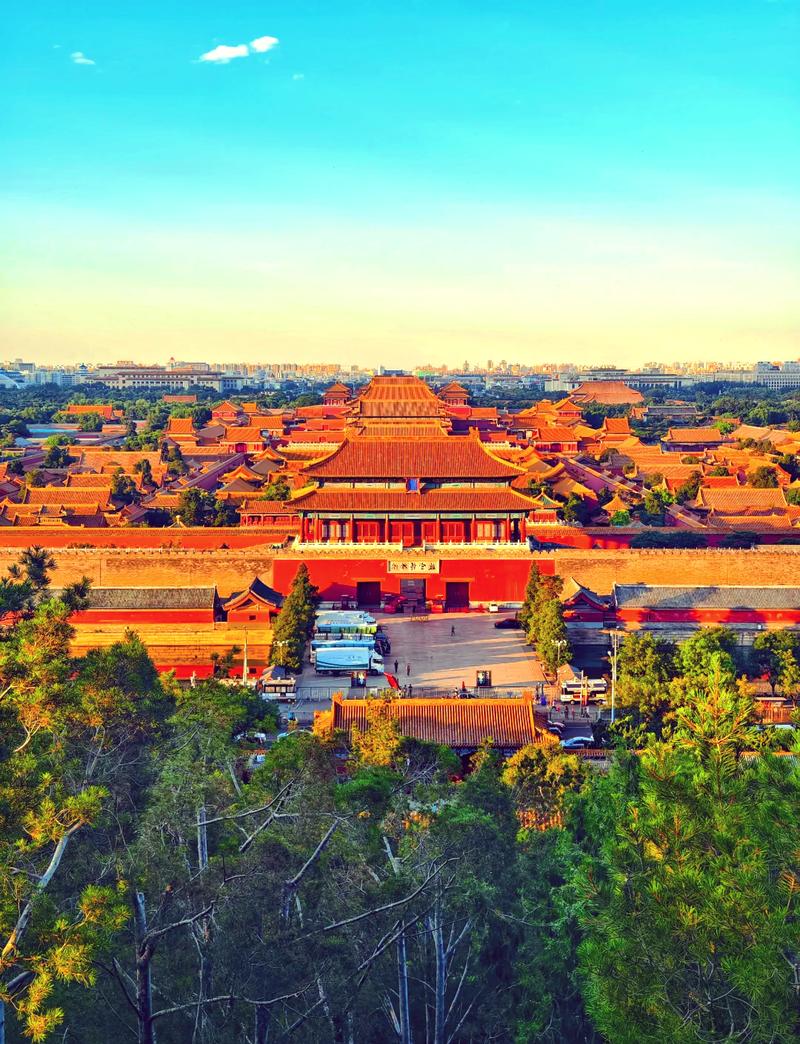 北京故宫神武门对面景山万春亭俯瞰全景