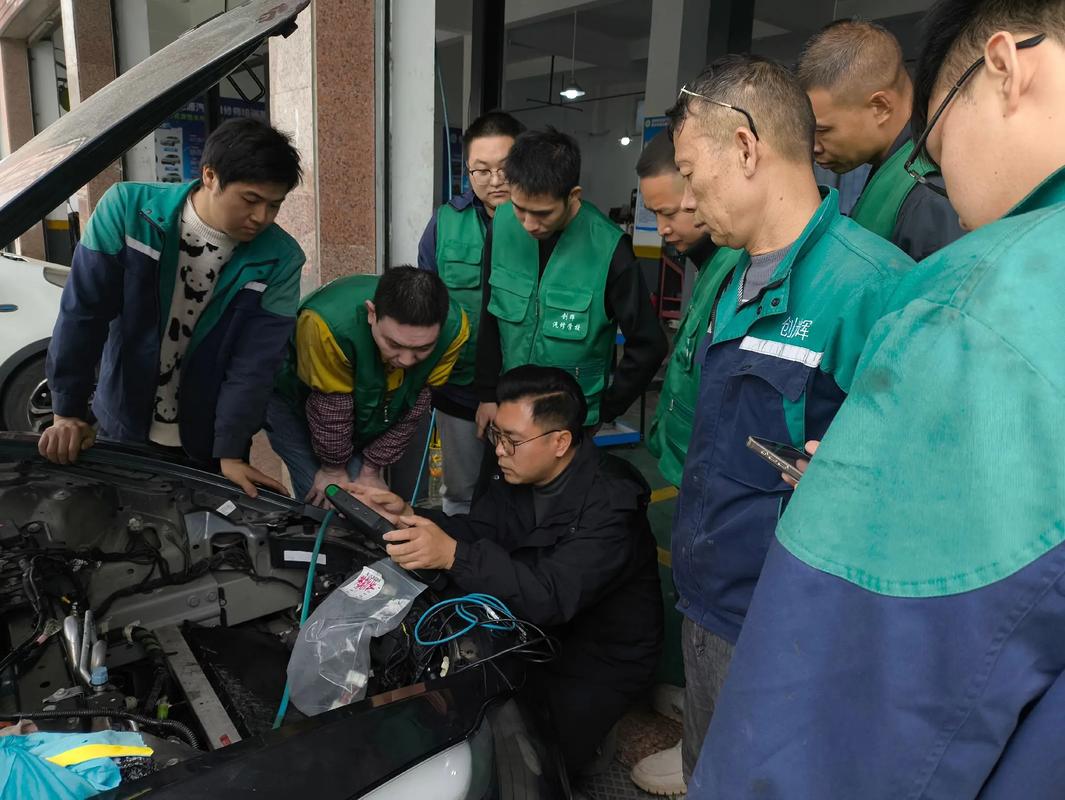 新能源技能培训现场