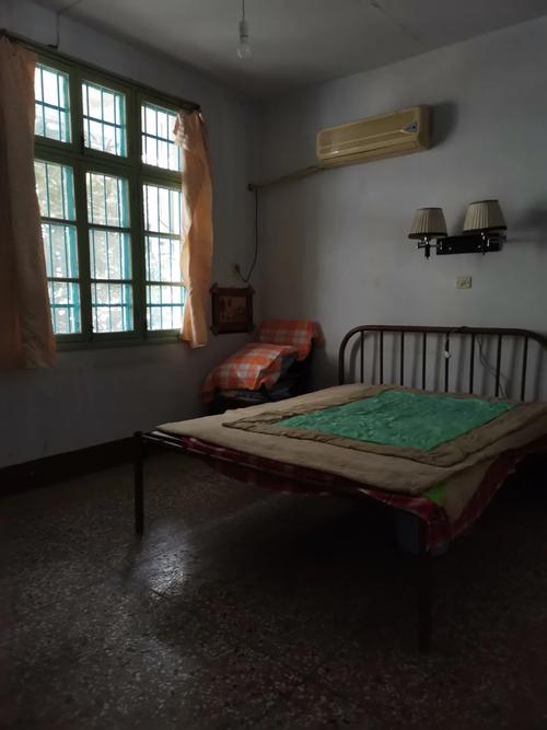 杭州滨江老小区短期租房原始旧屋场景