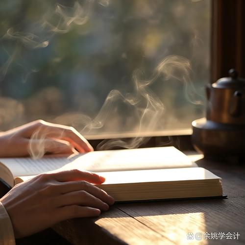 普通人坐在窗边读唐诗的松弛场景