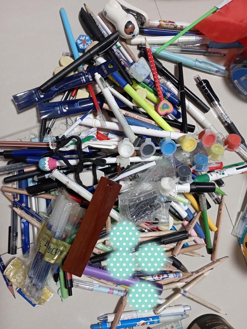 攒起来的笔毛