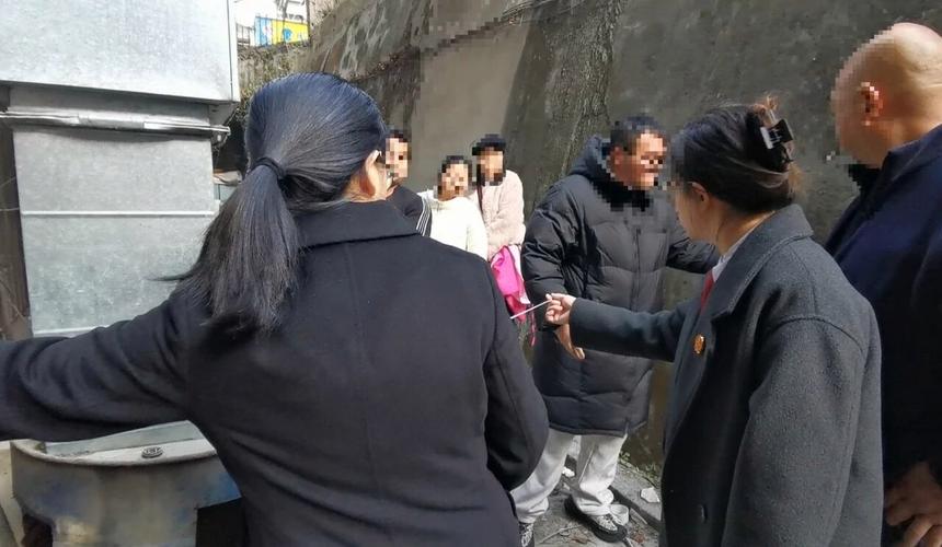 相邻权采光纠纷现场测量示意图
