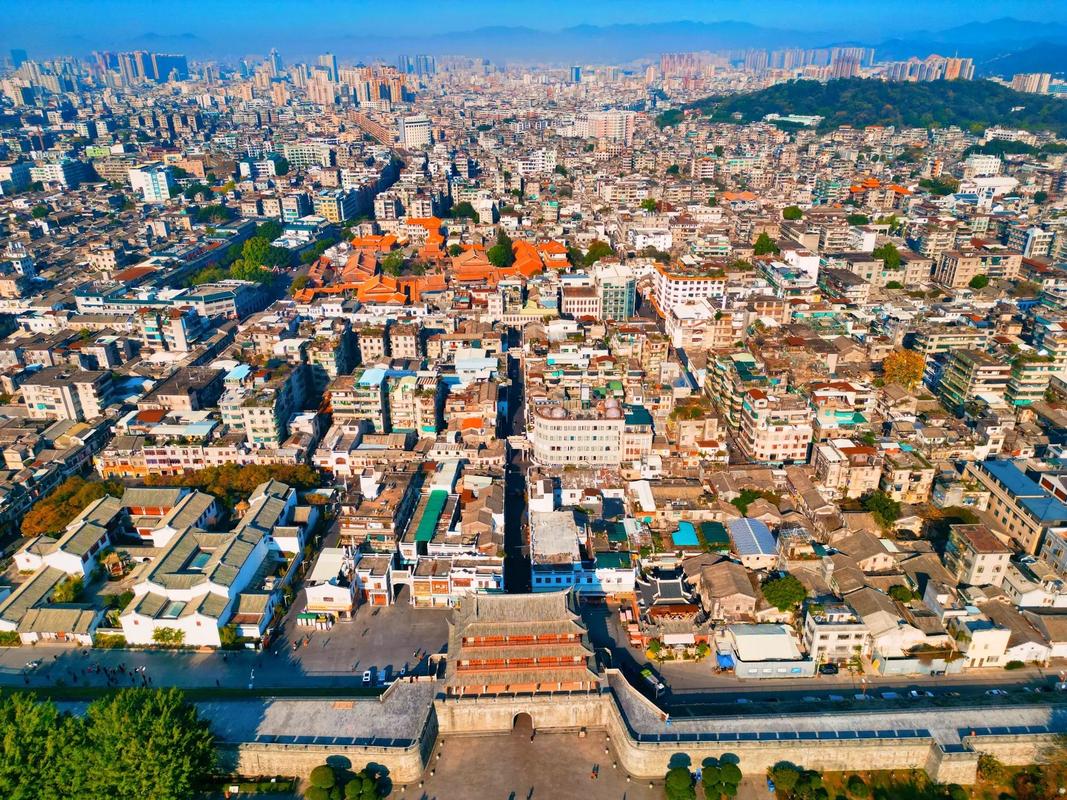 潮州老厝天台俯瞰古城
