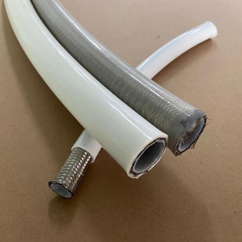 不同材质的工业软管对比图,橡胶、特氟龙、PVC