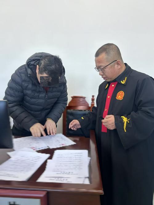 家庭遗产分割亲戚协商纠纷现场