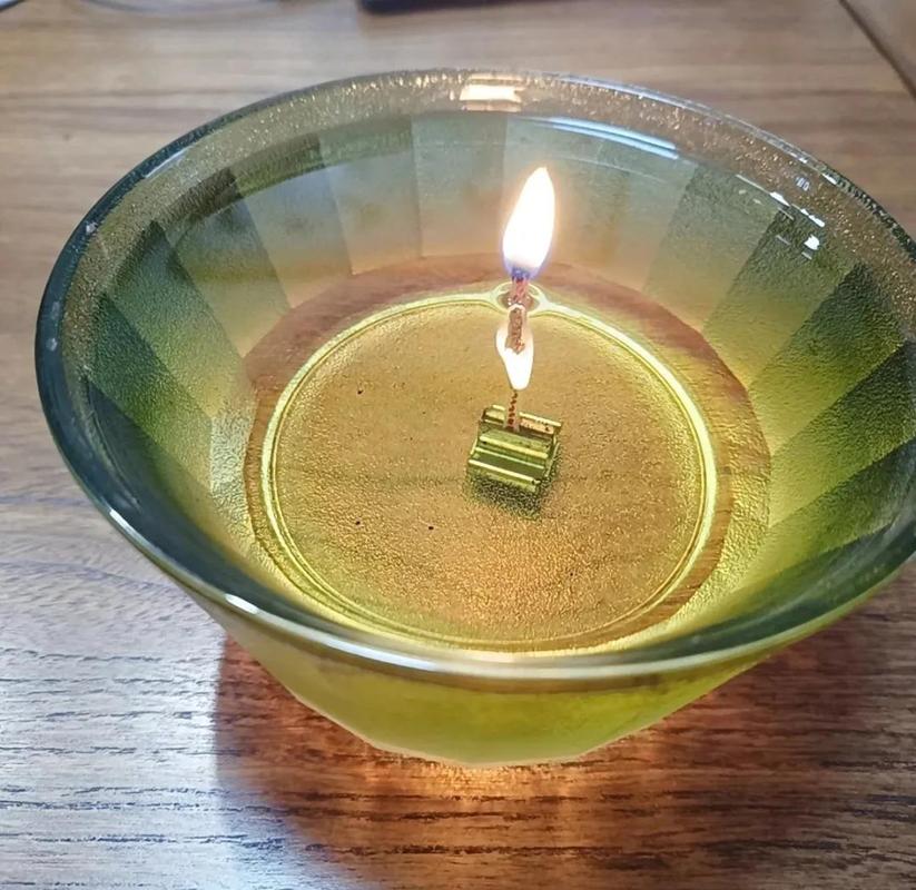 油灯熄灭后的余温