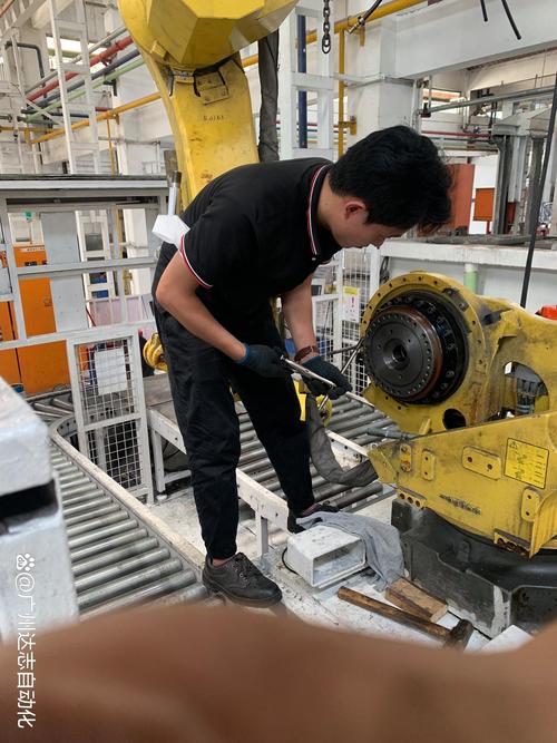 工业机器人关节导轨维护保养实拍