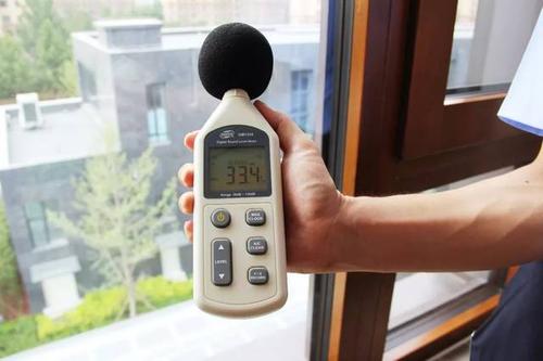 二手房临街户型噪音检测实拍图