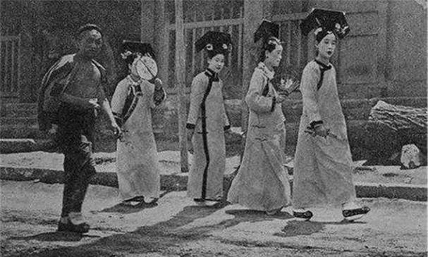 从深宫禁苑到日常烟火：当代传承的破与立