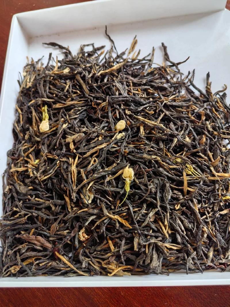 松针:林间捡来的黄金,泡茶养花样样行-因为所以