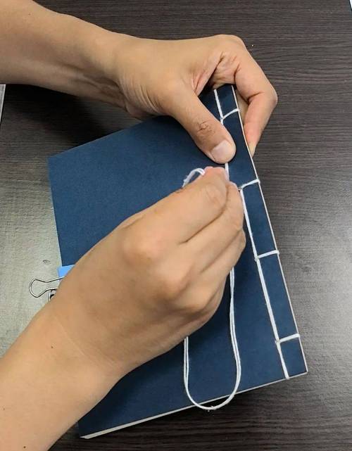 书卷的诱惑:当纸质书成为奢侈品-因为所以
