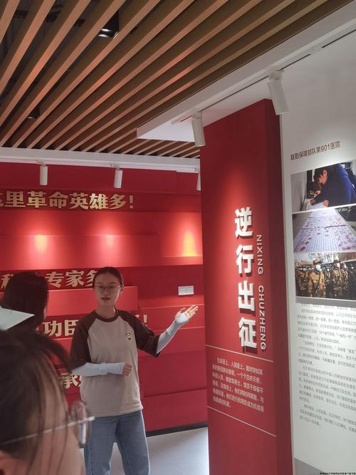 南漳报信坡红色文化陈列馆内部老展品实拍