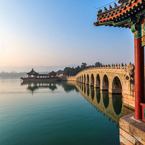 北京颐和园昆明湖十七孔桥夏景