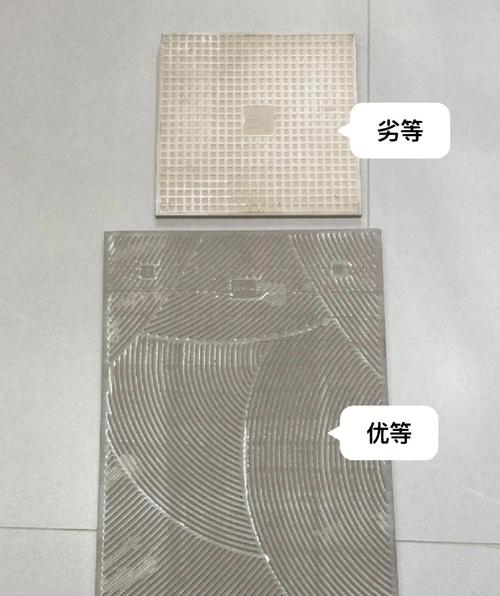 不同吸水率瓷砖断面气孔对比图