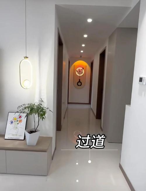 问:🚪 卧室过道留多宽才能不撞人?