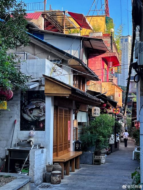 贵阳电台街旧巷青砖