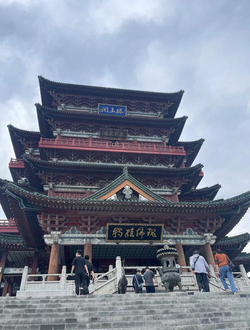 来滕王阁，别只顾着拍打卡照