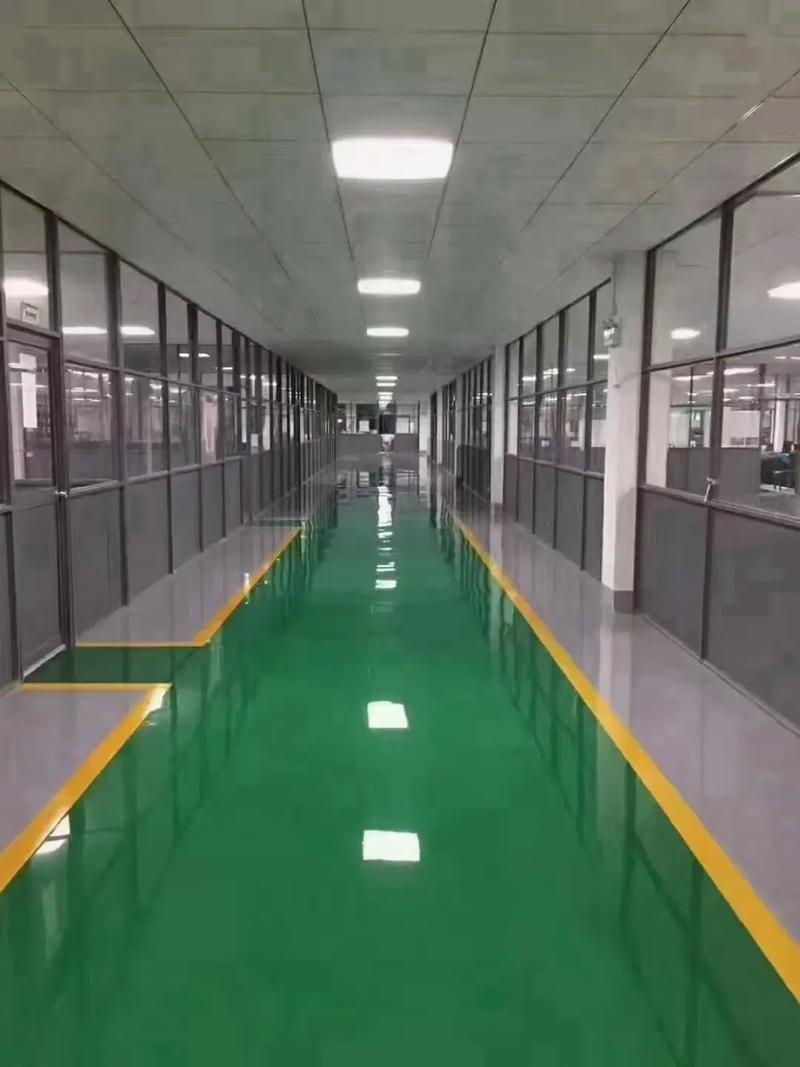 工厂环氧地坪上AGV打滑现场