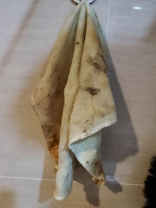 半干状态拧不出水的棉抹布实拍