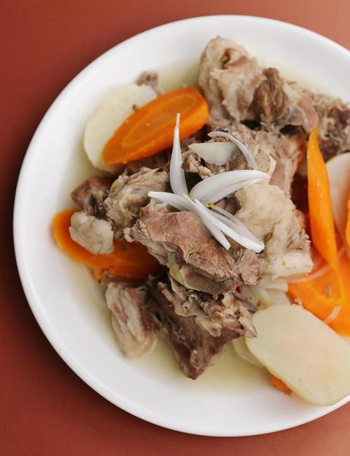 4. 手抓肉（清炖羊肉）：肌原纤维蛋白的低温水解