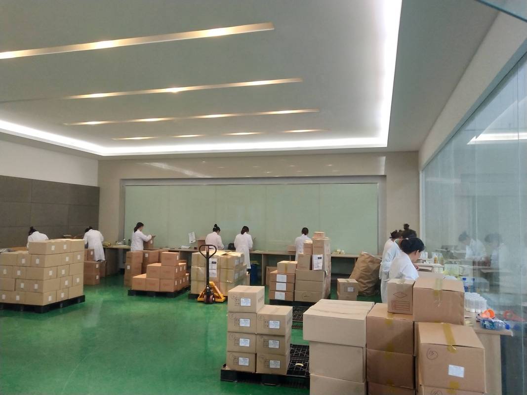 仓储货物现场涂污取证照片示例