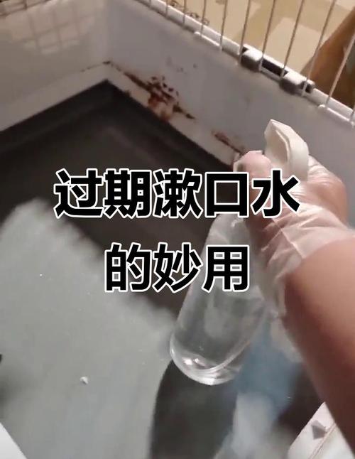过期的漱口水，是藏在抽屉里的卫生间清洁神器